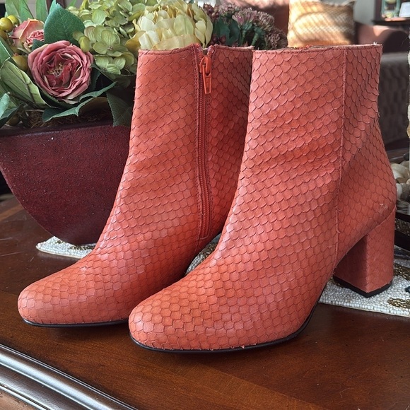 Brand New Farylrobin Anthropologie Genuine Leather Cognac Side Zip Ankle Boot - Picture 5 of 16